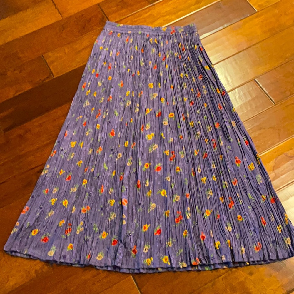 Maxi skirt by Requirement. M